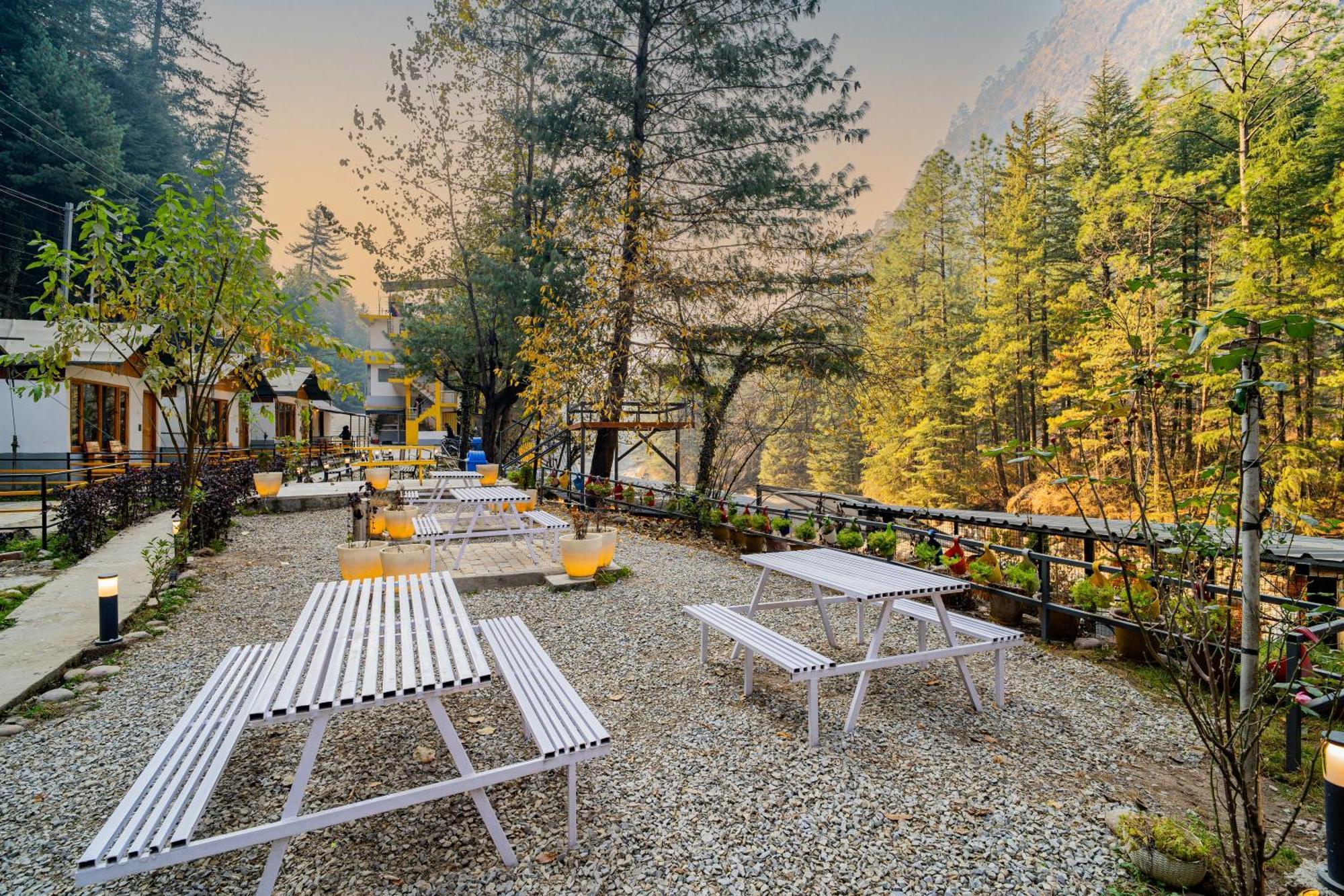 The Hosteller Kasol, Riverside Dış mekan fotoğraf