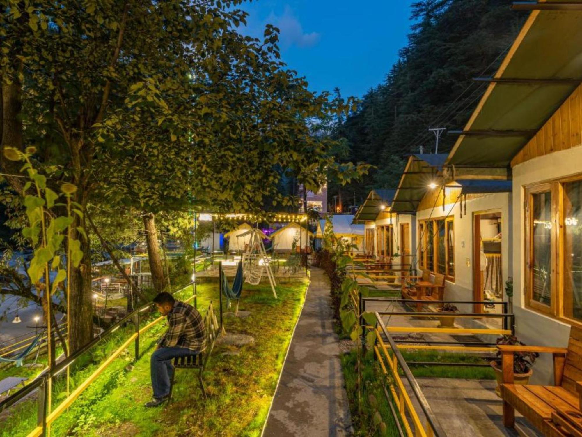 The Hosteller Kasol, Riverside Dış mekan fotoğraf